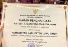 Pemkab Luwu Timur Terima Penghargaan dari KemenkumHAM RI
