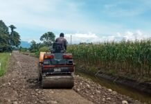 Akhirnya Jalan Tani di Lampenai Diperbaiki, Warga Ucap Terima Kasih Kepada Anggota DPRD