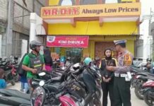 Baru Saja Diresmikan, Toko di Tomoni Ini Sudah Dapat Teguran Dari Polisi !