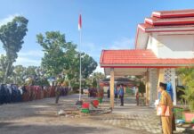 Upacara Perdana HKN 2023, Camat Kalaena Senantiasa Tingkatkan Pelayanan ke Masyarakat