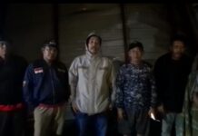 Dua Rumah Diterjang Angin Kencang di Wotu, Kapolsek dan Camat Turun Langsung Lakukan Evakuasi