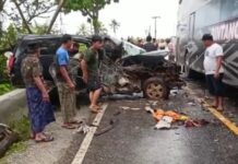 Bus Bintang Timur Tabrakan Dengan Innova di Malili, 4 Korban Dilarikan Ke Rumah Sakit