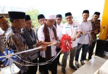 Bupati Lutim Resmikan Gedung SDIT At-Taufiq dan Letakkan Batu Pertama Musala