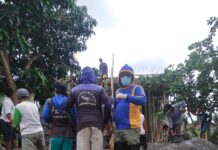 Kades Lambara Harapan Gotong Royong Mengecor Rumah Warganya