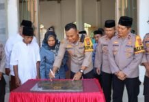 Resmikan Mesjid Al Jannatul Firdaus, Kapolres Palopo Ajak Warga Belajar Mengaji dan Ceramah
