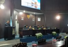 Rapat Paripurna Pergantian Ketua DPRD Morowali Utara