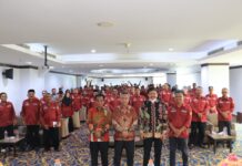 Bupati Budiman Buka Raker Dewan Pengurus Cabang APDESI Lutim