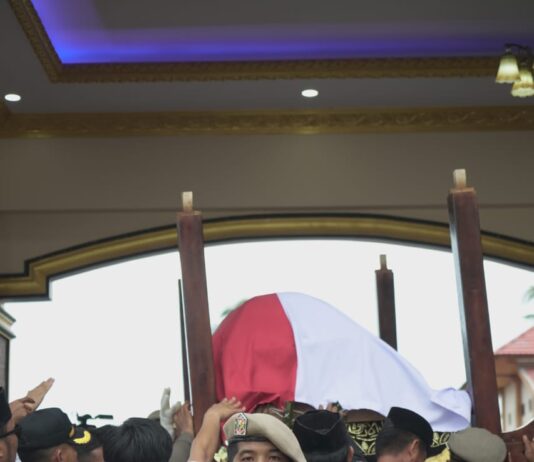 Pemkab Luwu Gelar Upacara Sipil Pelepasan Jenasah Almarhum Syukur Bijak