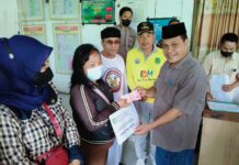 Serahkan Bantuan BLT-DD di Desa Sassa, Kadis PMD Luwu Utara : Belanjakan Sesuai Peruntukannya