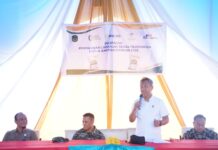Serahkan Bantuan Pangan di Mangkutana, Bupati Luwu Timur Minta Jangan Ada Masal Saat Penyaluran Bansos