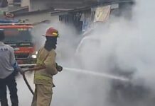 Satu Mobil Minibus Terbakar di Towuti, Api Diduga Berasal Dari Kompor Masak Buras