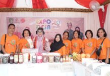 Ini Pesan Sufriaty Kepada Pemdes saat Mengunjungi 125 Stand Expo Desa di Bundaran Batara Guru