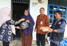 Peduli Sesama, Gerakan Lutim Sedekah Jum’at Terus Berlanjut