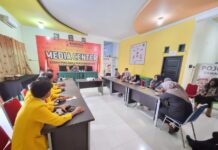 Bawaslu Luwu Utara Gelar Rapat Internal Bahas Pleno Terbuka DPSHP Akhir Tingkat Desa