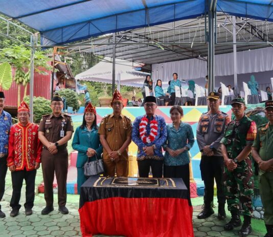 Bupati Morut Hadiri Lomba Desa dan Peresmian Puncak Harmoni di Korololaki