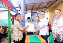 Bupati Morut Resmikan 2 Pustu dan Serahkan 57 Akta Nikah di Petasia Barat