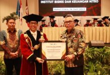 Bupati Lutim Hadiri Wisuda ke 41 Sekaligus MoU Bersama Institut Bisnis dan Keuangan Nitro