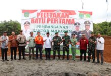 Bersama Danrem, Bupati Budiman Letakkan Batu Pertama Pembangunan Makodim Lutim
