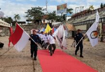 KPU Morut Terima Bendera Kirap Pemilu 2024 dari KPU Morowali