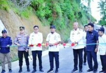 Gubernur Sulsel Resmikan Ruas Jalan Penghubung Luwu, Palopo dan Toraja