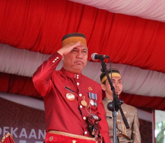 Upacara HUT RI 78 di Lutim Berlangsung Hikmat, Peserta Aubade Libatkan 1.000 Pelajar SMP