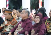 Malam Resepsi Kenegaraan Diwarnai Pidato Bahasa Toraja dan Dongeng Bahasa Bugis