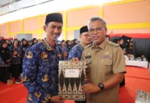 Serahkan SK Formasi 2022, Bupati Budiman Ajak PPPK Kerjasama Membangun Luwu Timur