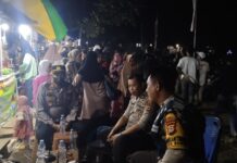 Pastikan Kondusif, Kapolsek Bengo Bersama Anggotanya Pantau Lokasi Malam Pentas Seni