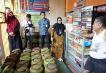 Respon Keluhan Warga, Kelurahan Malili Bersama Disdagkoprinum Lutim Sidak Agen Gas LPG