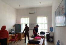 Selain Geledah Kantor BPN dan Transmigrasi, Kejari Luwu Timur Juga Geledah Kantor Desa dan Rumah Kades Buangin