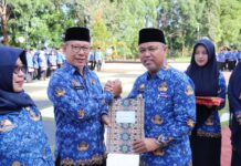 Momentum HKN, Budiman Serahkan SK Pensiun dan Trhopy Juara Umum Porkab
