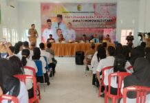 Bupati Morowali Utara Serahkan 236 SK PPPK Guru