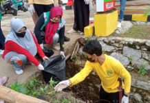 PT Vale Sinergi Pemda Lutim Berantas Sarang Nyamuk di Area Pemberdayaan