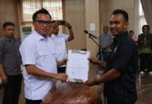 Lantik Pengurus Karang Taruna Morowali Utara, Bupati Sebut Ada Kuliah Gratis di Cina untuk Pemuda