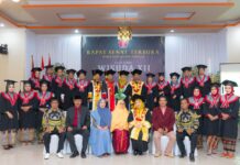 Asisten Administrasi Umum Hadiri Wisuda STIKES Batara Guru Sorowako