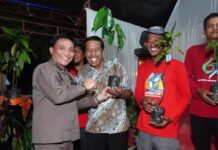 Kunker di Luwu Timur, Kajati Sulsel Tinjau Kampung Pangan dan Bagikan Ribuan Bibit