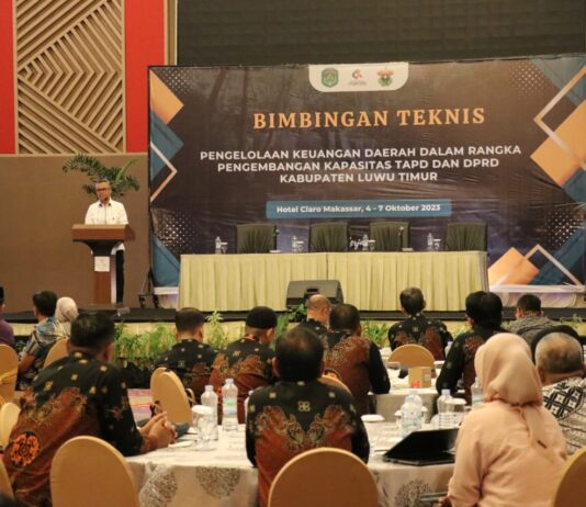 Bupati Budiman Hadiri Pembukaan Bimtek Pengelolaan Keuangan Daerah