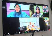 Ketua TP PKK Lutim Ikuti Monev Imunisasi Melalui Aplikasi Sehat IndonesiaKu Secara Virtual