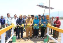 Resmikan Dermaga Kayu Desa Harapan, Bupati : Jaga dan Rawat Dengan Baik