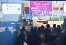Ajak Santri Cerdas Memilih, KPU Lutim Gelar Nobar “Kejarlah Janji” di Pesantren