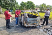 Polisi Temukan Tangki Rakitan di Mobil Terbakar di Mangkutana, Sopir Juga Ikut Terbakar !