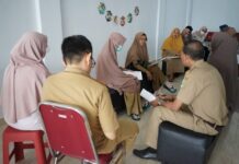 Tim Verlap Dinas Kesehatan Lutim Kunjungi Klinik Mata Malili