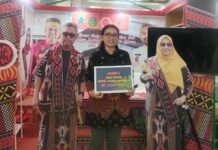 DPK Lutim Raih Juara I Stand Terbaik di Festival Aksara Lontaraq ke IV Sulsel