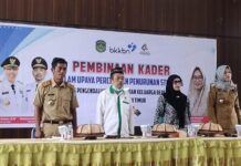 Hj. Sufriaty Budiman Ingatkan Kader PPKBD dan Sub PPKBD Teliti Mengambil Data di Lapangan