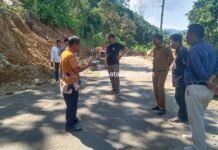 Anggota DPRD Luwu Timur Tinjau Proyek Peningkatan Jalan di Wasuponda, Titip Pesan Penting Buat Rekanan