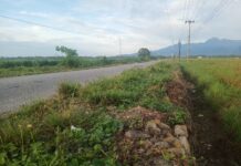 Akibat Pekerjaan Pipa di Tomoni, Drainase dan Proteksi Dua Desa Hancur