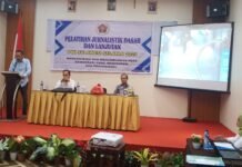 Buka Pelatihan Jurnalistik, H.Manaf Rahman : Wartawan Tidak Boleh Merangkap Jadi LSM