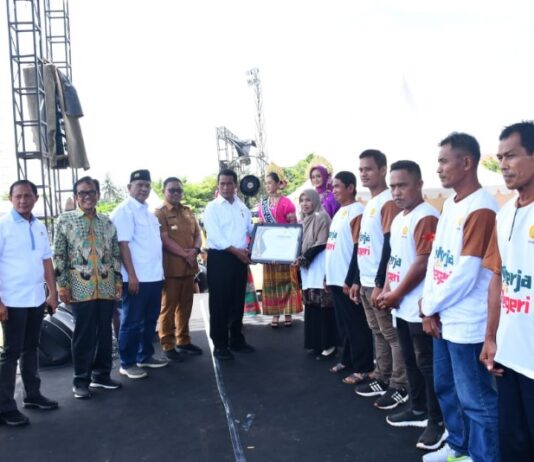 Ribuan Petani Hadiri Bimtek Bersama Menteri Pertanian di Kota Palopo