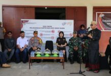 Dua Hari Jelang Pencoblosan, Bupati Luwu Timur Lepas Distribusi Logistik Pemilu 2024