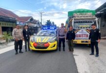 TNI dan Polri Lakukan Pengamanan dan Pengawalan Pergeseran Kotak Suara dari PPK ke KPU
